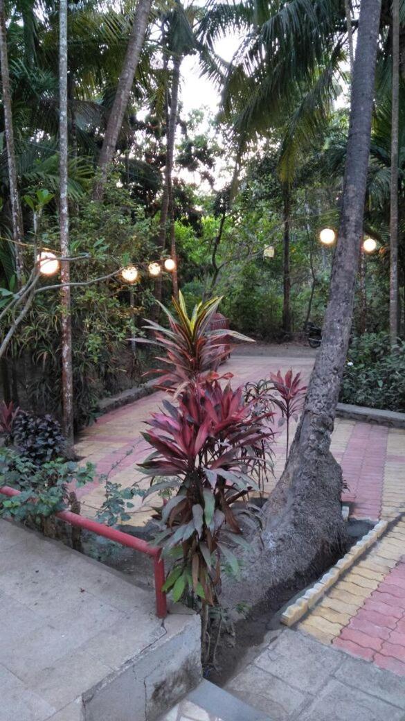 Nivaant @ Vicharays Apartment Alibag Luaran gambar